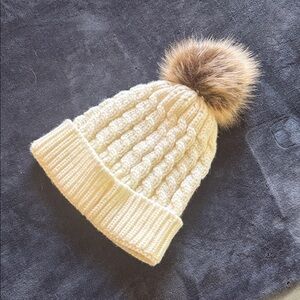 Cozy Cream Knit Pom-Pom Beanie for women/unisex